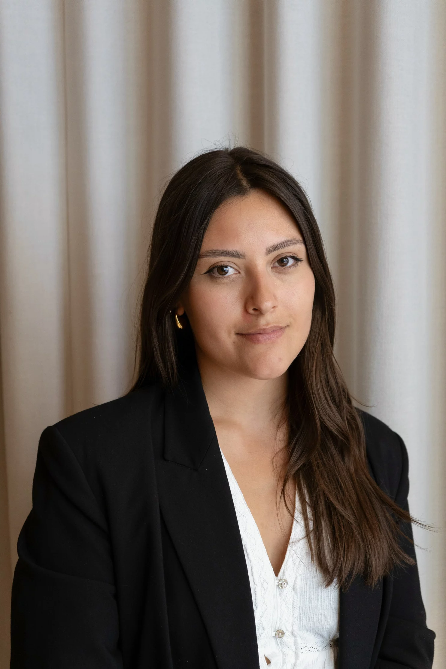 NINA TOUBOL